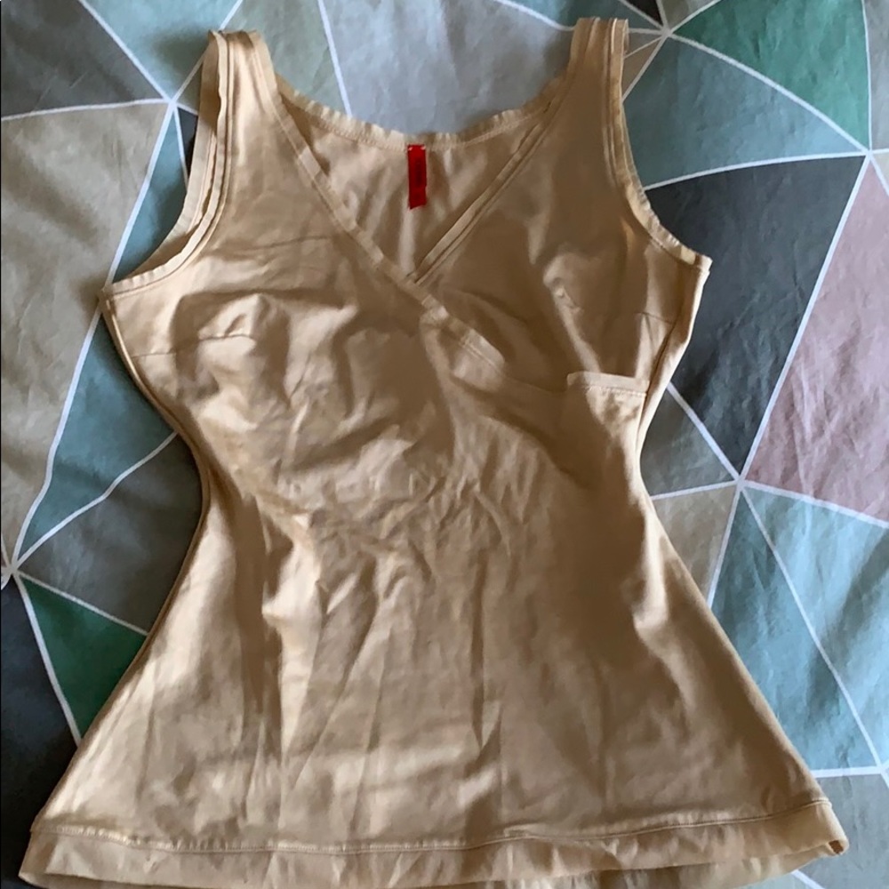 Spanx cross over v neck shape wear tank